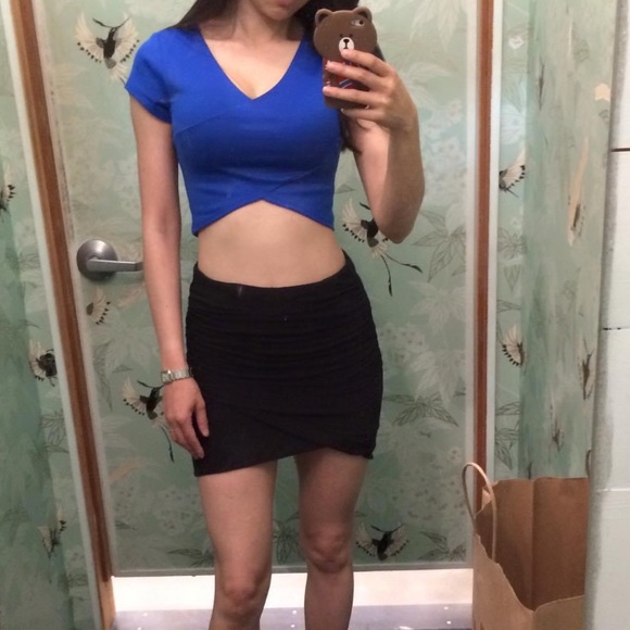 Urban Outfitters Tops - NWT UO blue cropped top xs